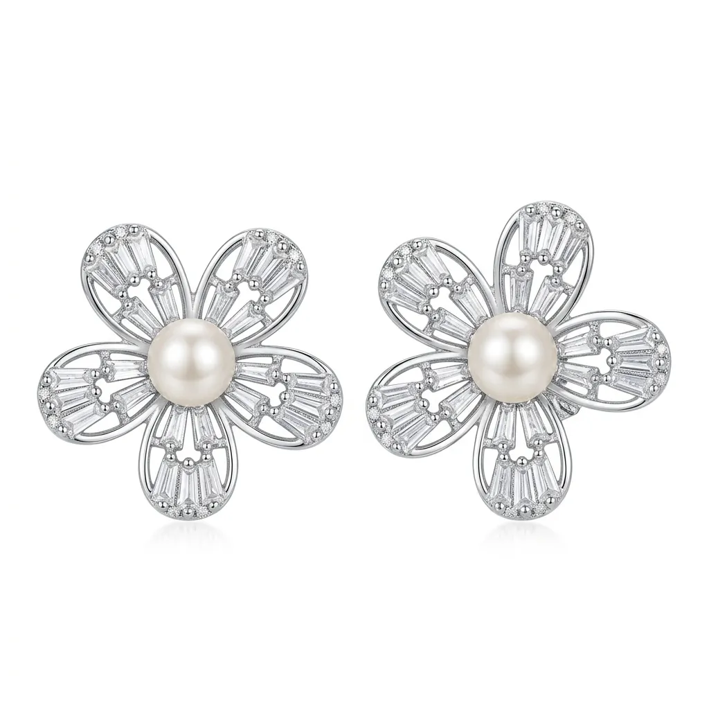 Brinco Flor Cravejada com Pérola Central – Semi-joia Premium