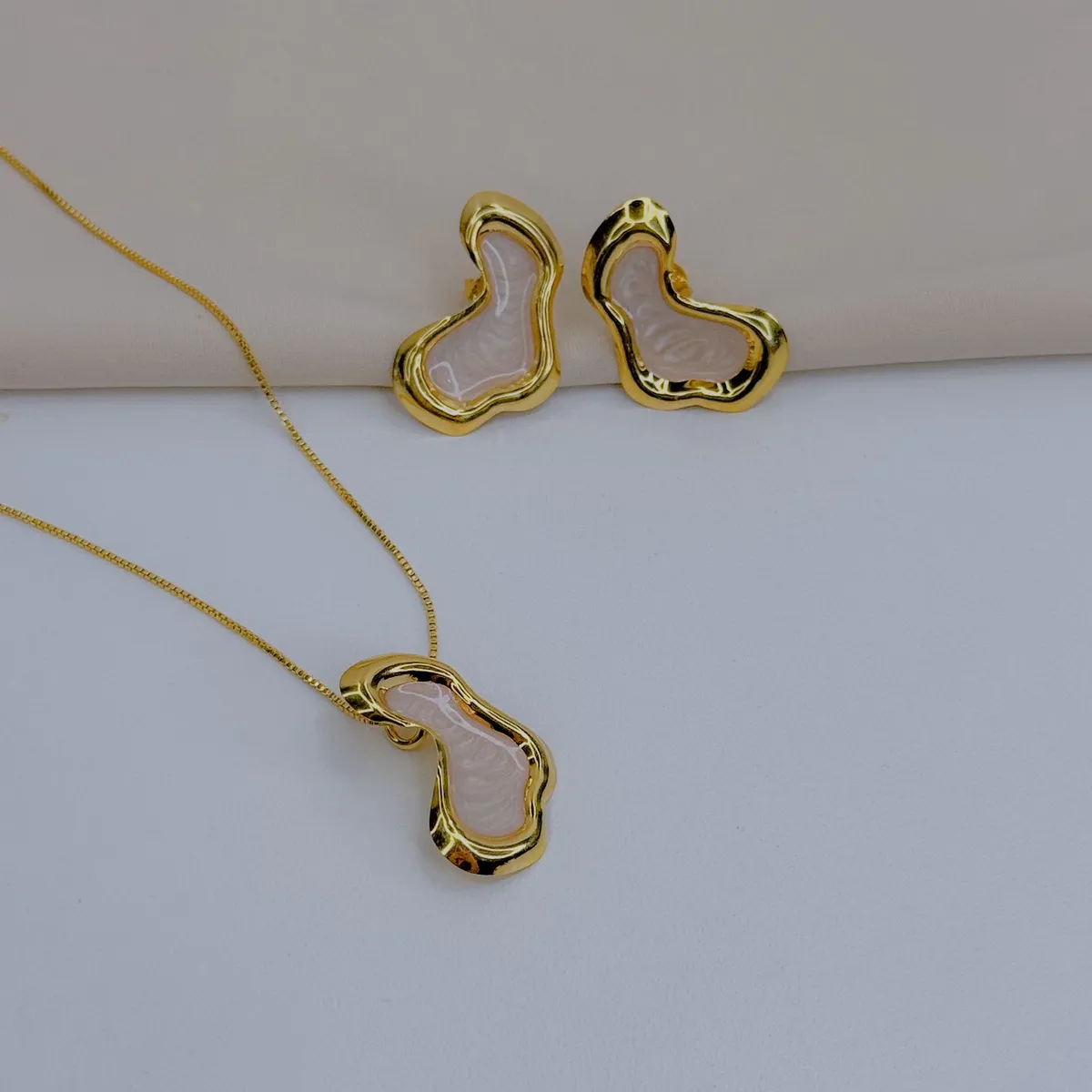 Conjunto Aluma 